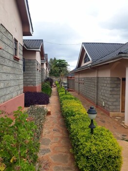 alem resort tawa