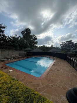 alem resort tawa