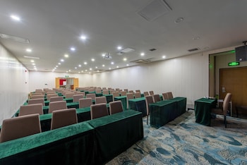winsome hotel gz scnu metro station