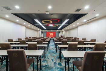 winsome hotel gz scnu metro station
