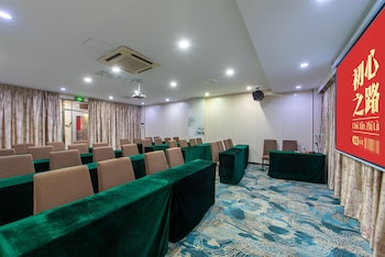 winsome hotel gz scnu metro station