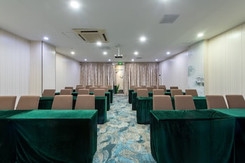 winsome hotel gz scnu metro station