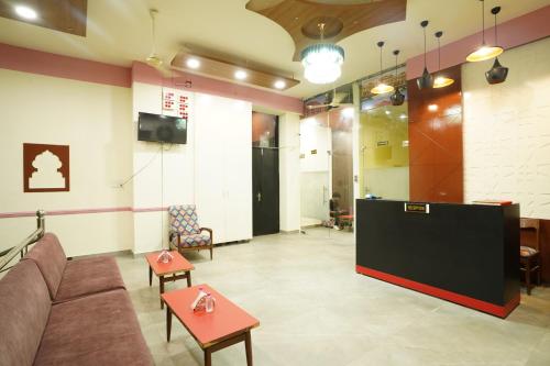 hotel grand capitol