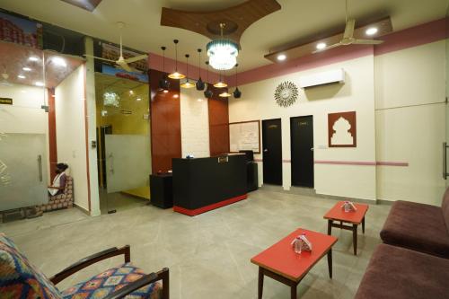 hotel grand capitol