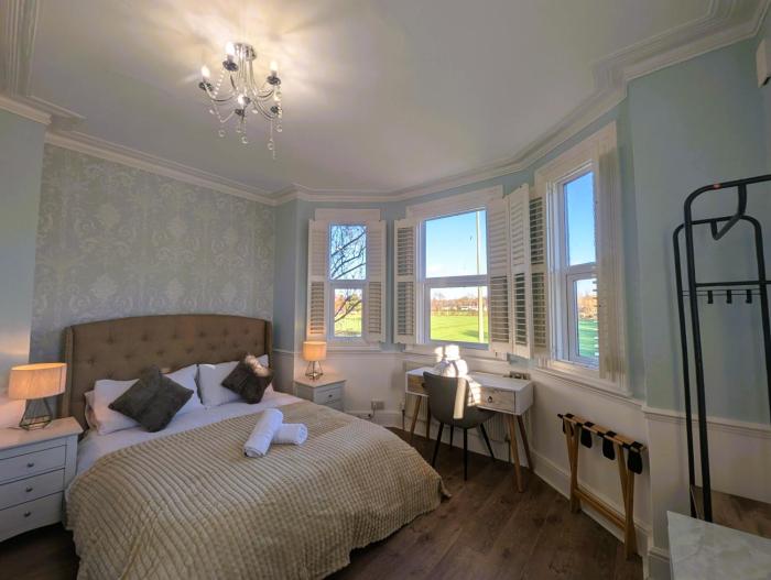 lakeside oxford hotel