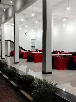 hotel diamond palace