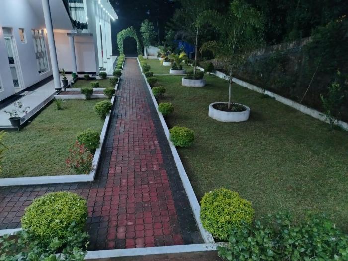 hotel diamond palace
