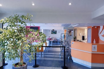 Hotel Hubone3 Istres,,0 star