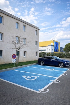 Hotel Hubone3 Istres,,0 star