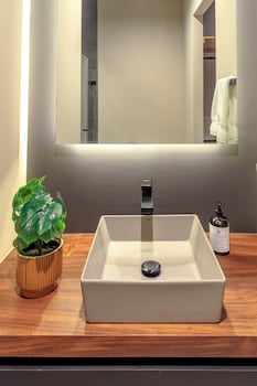 atena urban living