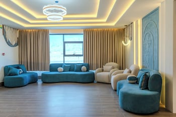 Golden Pillar Hotel,,3 star