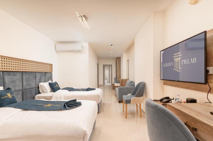 golden pillar hotel