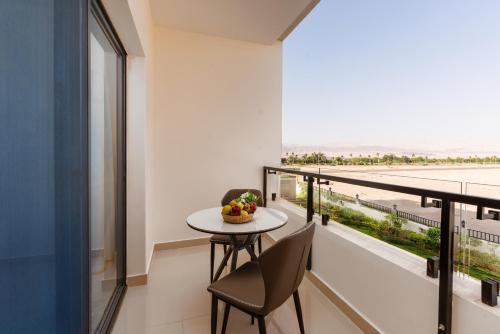 golden pillar hotel