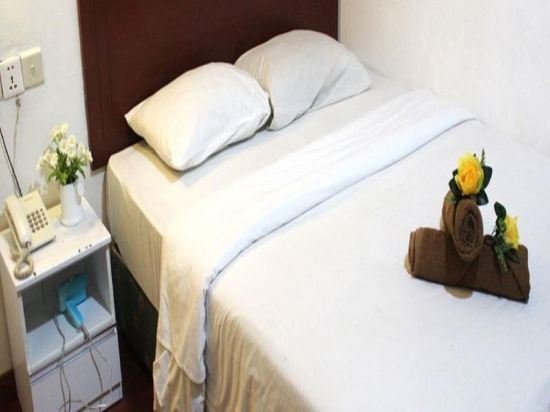 rose cottage hotel taman nusa bestari 2