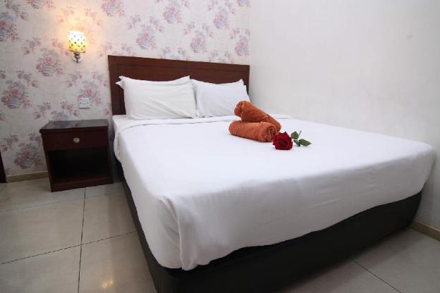 rose cottage hotel taman perling