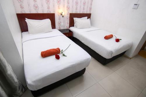 rose cottage hotel taman perling