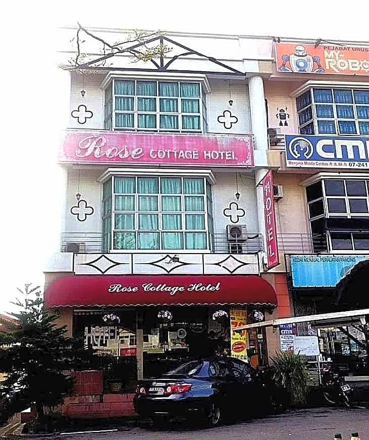rose cottage hotel taman perling