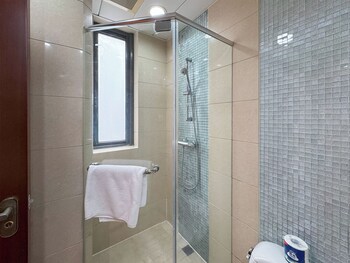 tyms 3br 2ba apt gubei fully furnished