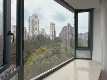 tyms 3br 2ba apt gubei fully furnished