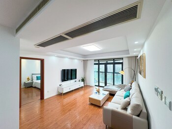 tyms 3br 2ba apt gubei fully furnished