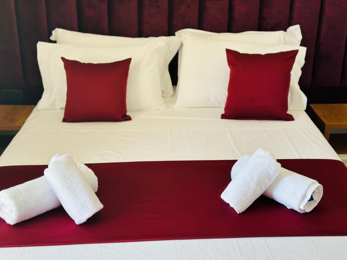 illyrian hotel ksamil