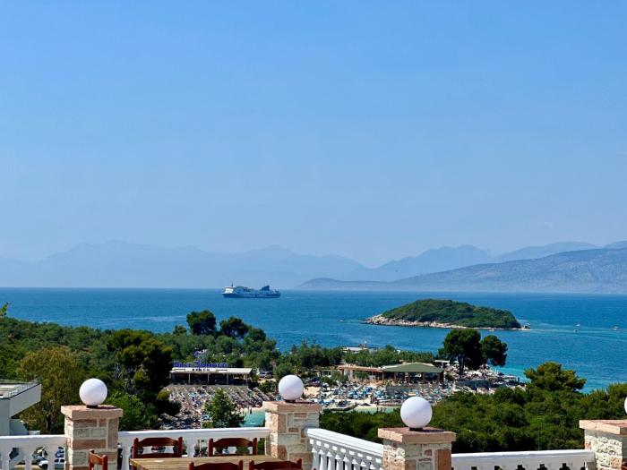 illyrian hotel ksamil