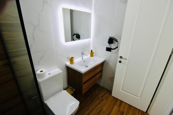 illyrian hotel ksamil