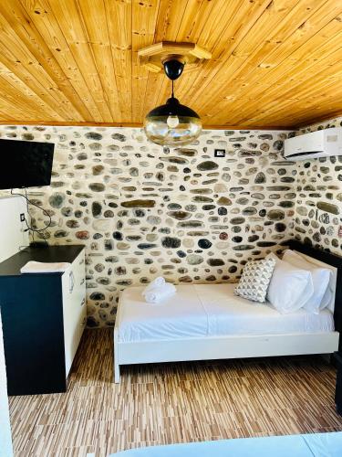 illyrian hotel ksamil