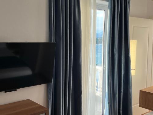 illyrian hotel ksamil