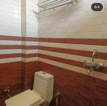 Shree Siddhivinayak Hotel,,3 star
