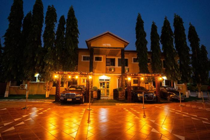 eastern plus hotel
