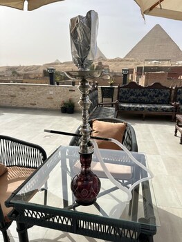 happy pharonic house inn