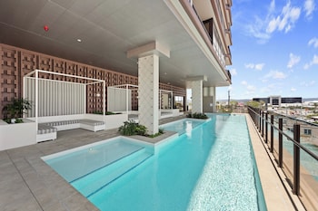 yves mermaid beach apartments by cllix