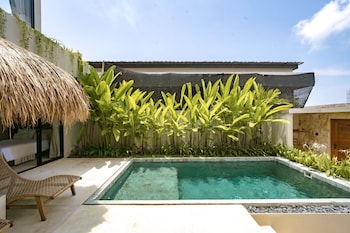 Villa Born To Live Uluwatu,,4 star