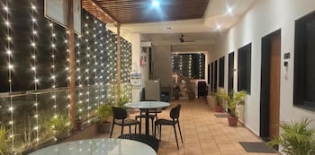 Royal Home Stay,,2 star