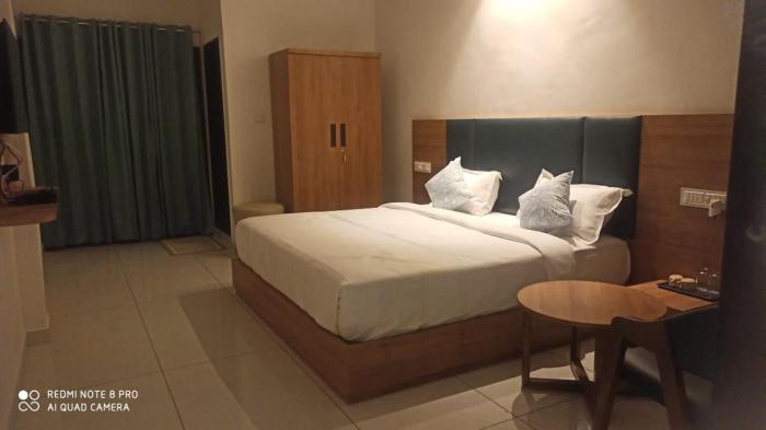 royal home stay