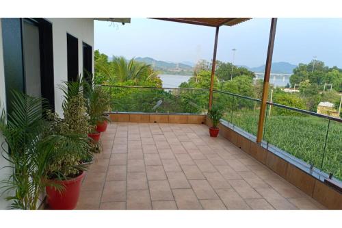 royal home stay