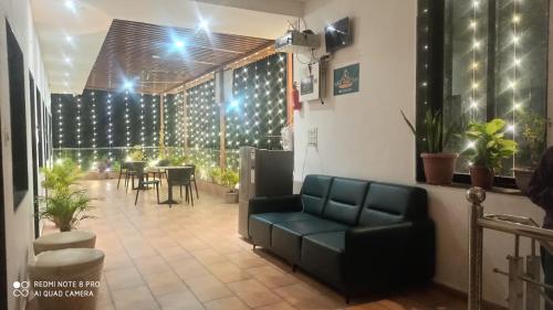 royal home stay