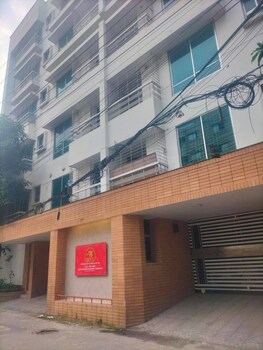 hotel bangladesh china club