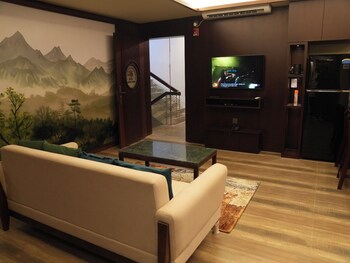hotel bangladesh china club