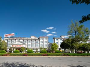 vienna international hotel lijiang yuxue avenue
