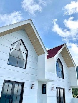 Lovia Villa Dieng,,2 star