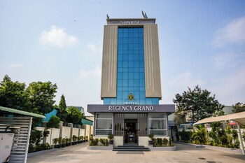 hotrel regency grand