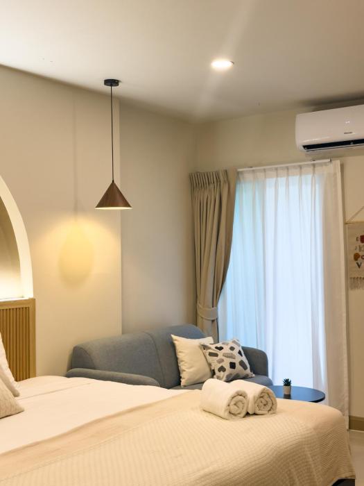 abundant eco hostel