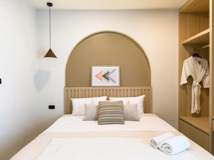 abundant eco hostel