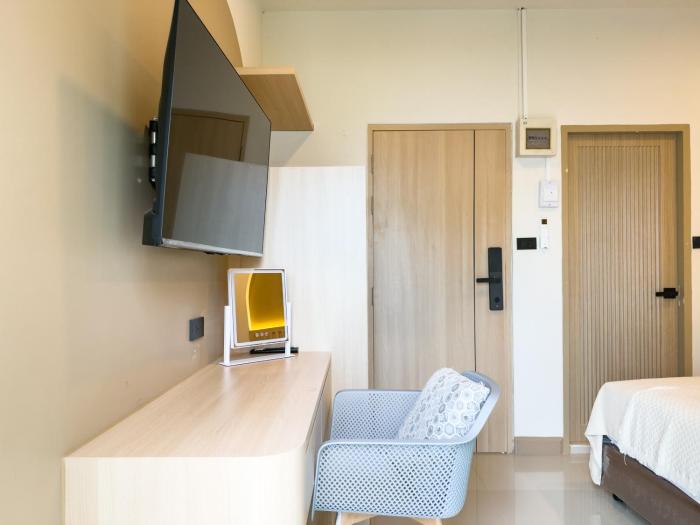 abundant eco hostel
