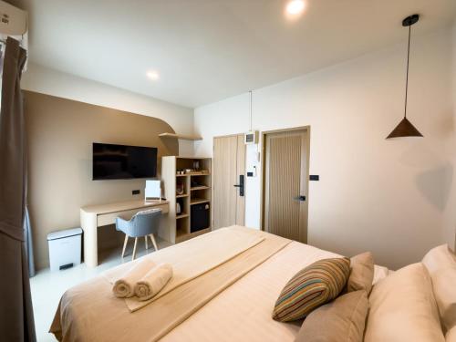abundant eco hostel