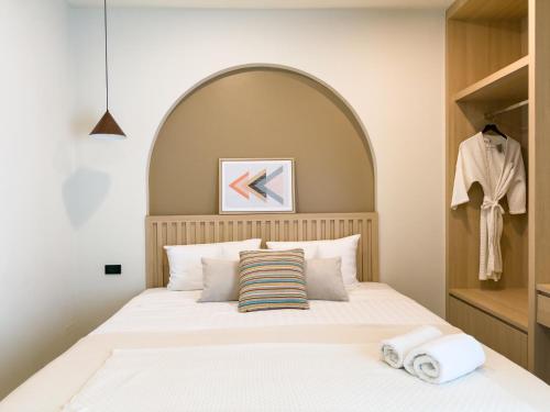 abundant eco hostel
