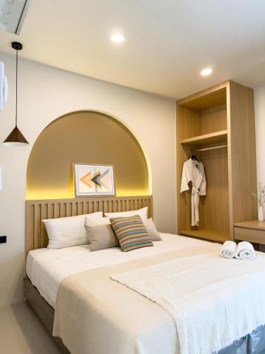 abundant eco hostel