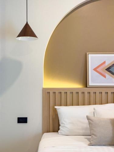 abundant eco hostel